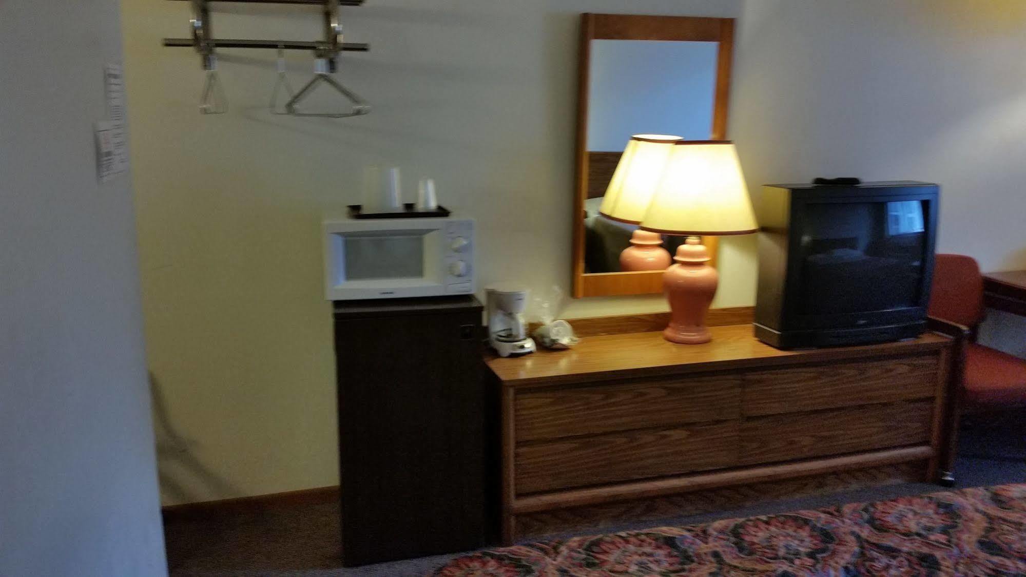 Lake Delton Olympia Motel מראה חיצוני תמונה